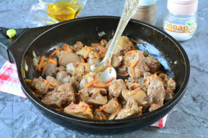 Перловка с куриной печенью Перловка с куриной печенью