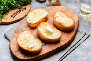 Советские бутерброды со шпротами Советские бутерброды со шпротами