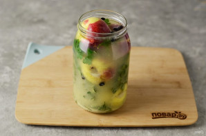 Моченые яблоки с горчицей Моченые яблоки с горчицей