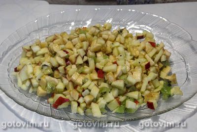 Фруктовый десерт с готовым мороженым Фруктовый десерт с готовым мороженым