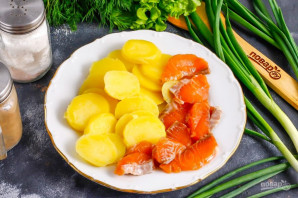 Салат "Норвежский" с семгой