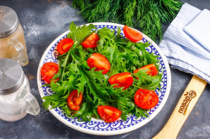 Салат с ростбифом и рукколой Салат с ростбифом и рукколой