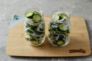 Соленые огурцы