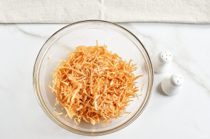 Салат с куриной грудкой и капустой Салат с куриной грудкой и капустой