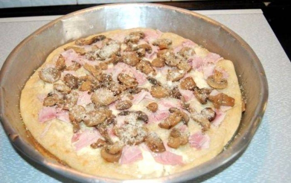 Пицца в духовке — рецепты начинки в домашних условиях
Пицца в духовке — рецепты начинки в домашних условиях