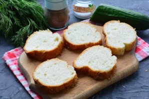 Бутерброды с рикоттой и красной рыбой Бутерброды с рикоттой и красной рыбой