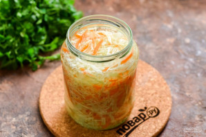 Квашеная капуста в банке Квашеная капуста в банке