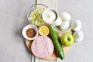 Салат с ветчиной и яйцами Салат с ветчиной и яйцами