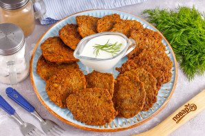 Печеночные оладьи с картофелем Печеночные оладьи с картофелем