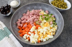 Салат "Ленинградский" Салат "Ленинградский"