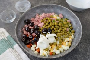 Салат "Ленинградский" Салат "Ленинградский"