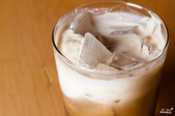 Коктейль "Белый русский" Коктейль "Белый русский"