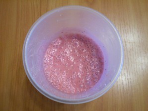 Клубничный коктейль в блендере Клубничный коктейль в блендере