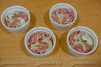 Порционная картофельная запеканка с мясом в формочках Порционная картофельная запеканка с мясом в формочках