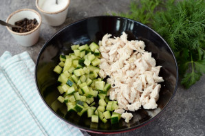 Салат "Нежный" с курицей Салат "Нежный" с курицей