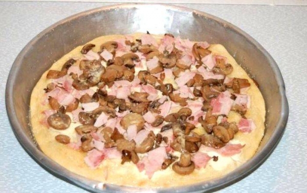 Пицца в духовке — рецепты начинки в домашних условиях
Пицца в духовке — рецепты начинки в домашних условиях