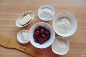 Кростата с вишней