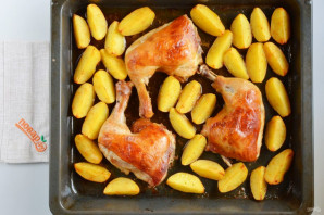 Мясо с картошкой в духовке Мясо с картошкой в духовке