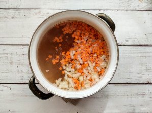 Диетический суп с перловкой Диетический суп с перловкой