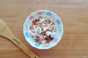 Бутерброды с творогом и помидорами Бутерброды с творогом и помидорами