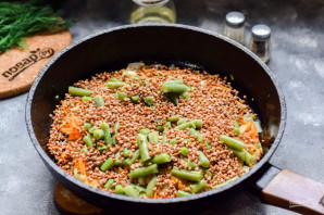 Гречка со стручковой фасолью Гречка со стручковой фасолью