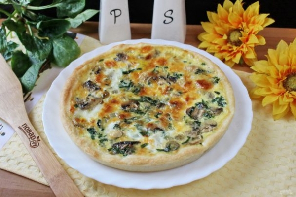 Киш с грибами и шпинатом Киш с грибами и шпинатом