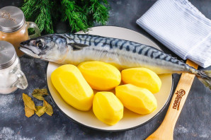 Скумбрия с картошкой в мультиварке Скумбрия с картошкой в мультиварке