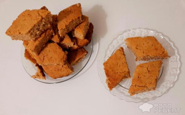 Рецепт: Коврижка постная с вареньем - С домашним яблочным вареньем. По вкусу как шарлотка. Постный рецепт.