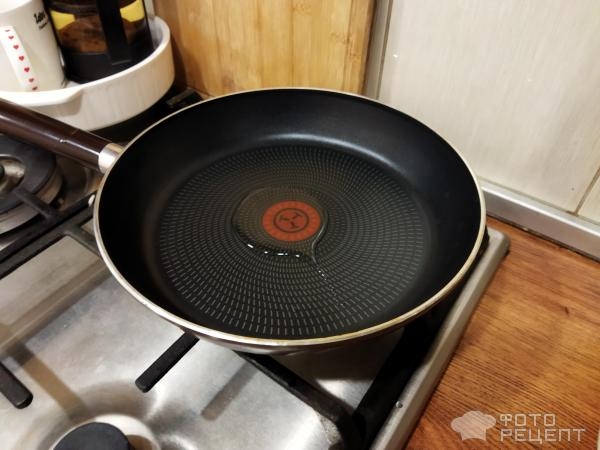 Рецепт: Куриное филе с брокколи и стручковой фасолью - на сковороде с яйцами и зеленью Рецепт: Куриное филе с брокколи и стручковой фасолью - на сковороде с яйцами и зеленью