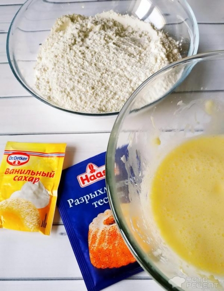 Рецепт: Пасхальные капкейки - ванильные с сахарными украшениями . Готовимся к Пасхе.