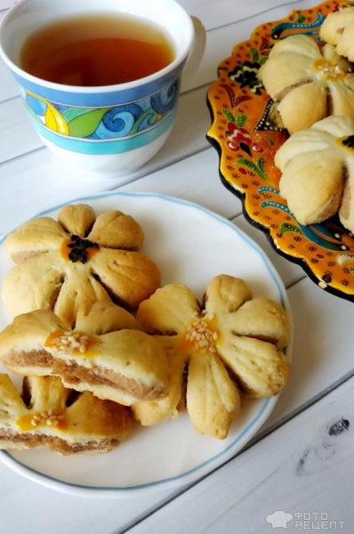 Рецепт: Печенье "Ромашка" - формовка изделия делает чудеса даже с обычным тестом Рецепт: Печенье "Ромашка" - формовка изделия делает чудеса даже с обычным тестом