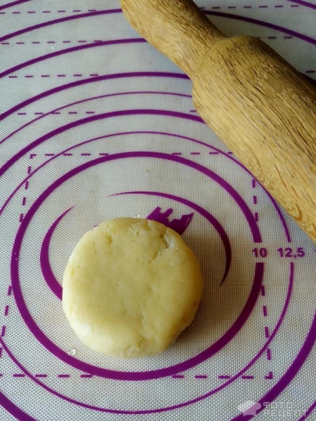 Рецепт: Печенье "Ромашка" - формовка изделия делает чудеса даже с обычным тестом Рецепт: Печенье "Ромашка" - формовка изделия делает чудеса даже с обычным тестом