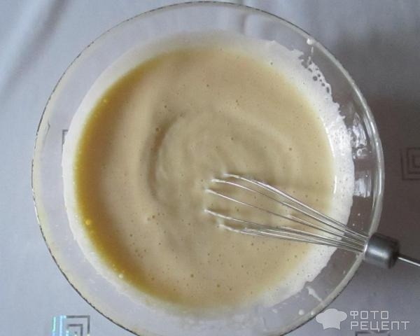 Рецепт: Пирог на кефире - с манкой и смородиновым вареньем Рецепт: Пирог на кефире - с манкой и смородиновым вареньем