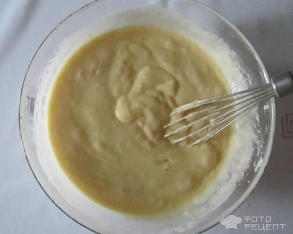 Рецепт: Пирог на кефире - с манкой и смородиновым вареньем Рецепт: Пирог на кефире - с манкой и смородиновым вареньем