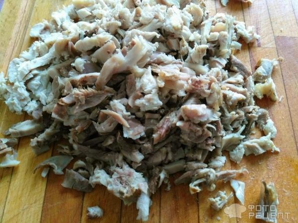 Рецепт: Салат с курицей - с сыром и сухариками