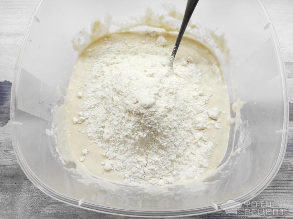 Рецепт: Сосиска в тесте - Любимая выпечка! Просто и питательно!)