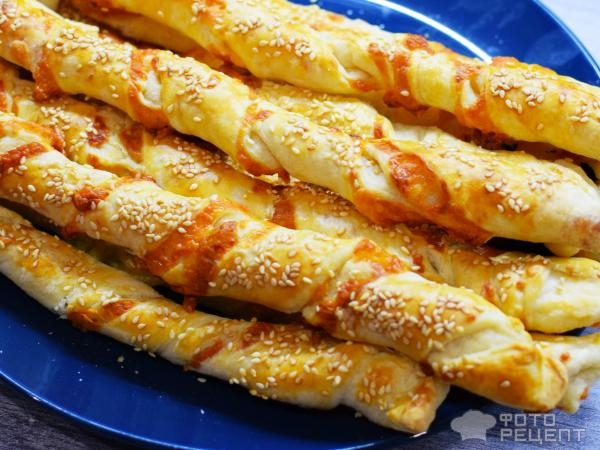 Рецепт: Сырные палочки с кунжутом - Мои затяжные жгутики!