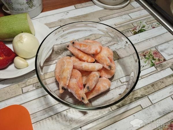 Рецепт: Тушеные кабачки - с креветками, на сковороде по-простому Рецепт: Тушеные кабачки - с креветками, на сковороде по-простому