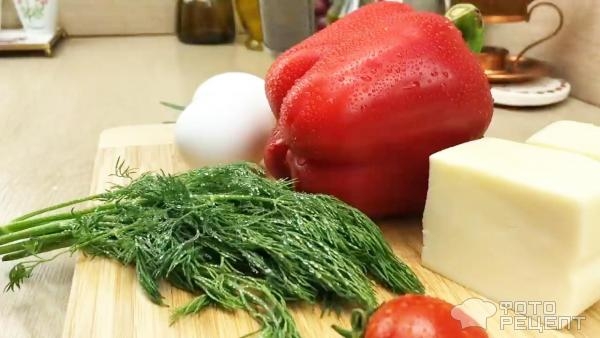 Рецепт: За печенные перцы с сыром в духовке - Сытный завтрак на скорую руку