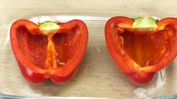 Рецепт: За печенные перцы с сыром в духовке - Сытный завтрак на скорую руку