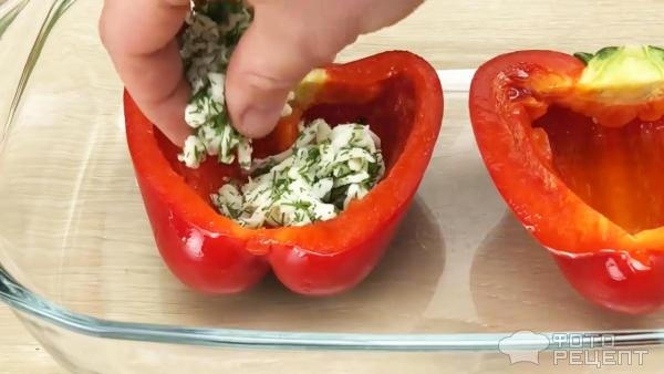 Рецепт: За печенные перцы с сыром в духовке - Сытный завтрак на скорую руку