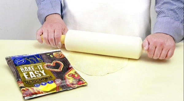 Сырные лепешки с зеленью и мацони, пошаговый рецепт с фото Сырные лепешки с зеленью и мацони, пошаговый рецепт с фото