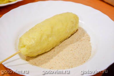 Сосиски с сыром в картофельном пюре на шпажках Сосиски с сыром в картофельном пюре на шпажках