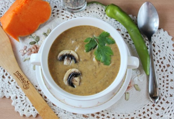 Тыквенный суп-пюре с шампиньонами Тыквенный суп-пюре с шампиньонами