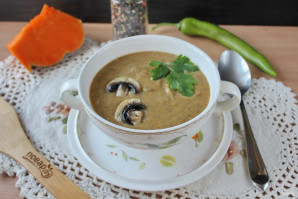 Тыквенный суп-пюре с шампиньонами Тыквенный суп-пюре с шампиньонами