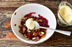 Салат со свеклой "Королевский"