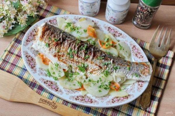 Белый амур в духовке с картошкой