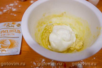 Кулич с вишней Кулич с вишней