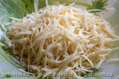 Пирог из лаваша с начинкой из сыра, зелени и вареных яиц Пирог из лаваша с начинкой из сыра, зелени и вареных яиц