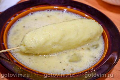 Сосиски с сыром в картофельном пюре на шпажках Сосиски с сыром в картофельном пюре на шпажках